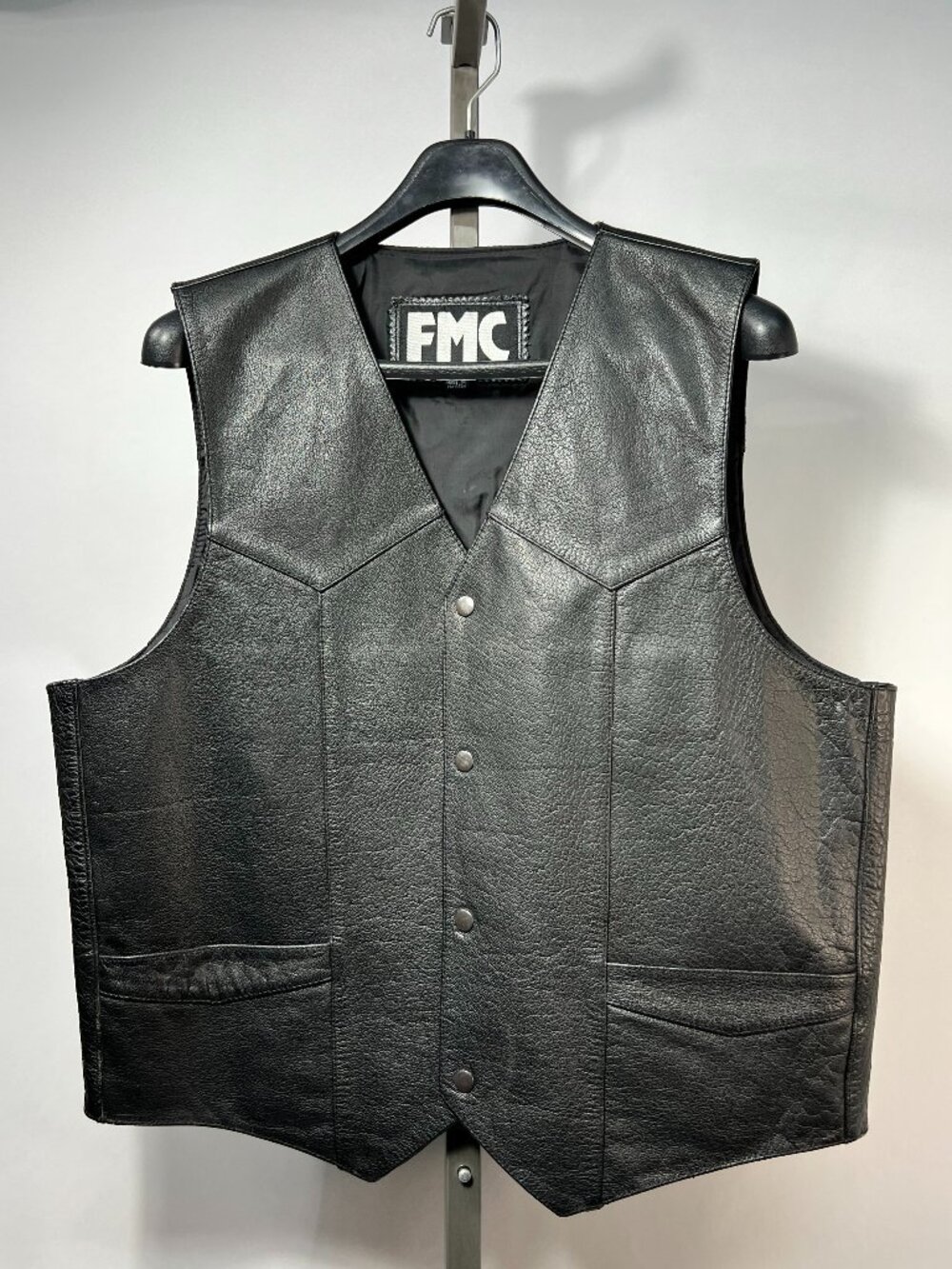 FMC First Manufacturing Men's Black Leather Motorcycle Vest Size 48